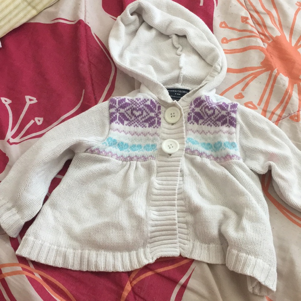 Hooded sweater